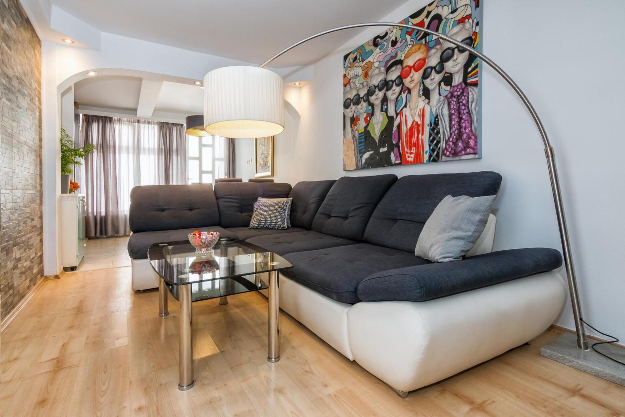 Relaxing 2Bd Apartment, Ground Floor - Walk To Old Town Split Exterior photo